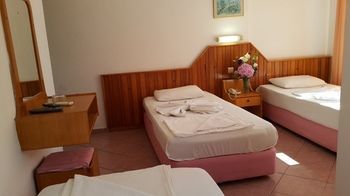 Midi Hotel Αλάνια Εξωτερικό φωτογραφία