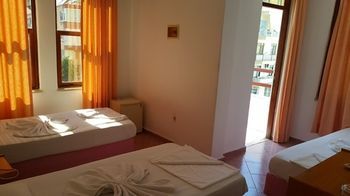 Midi Hotel Αλάνια Εξωτερικό φωτογραφία