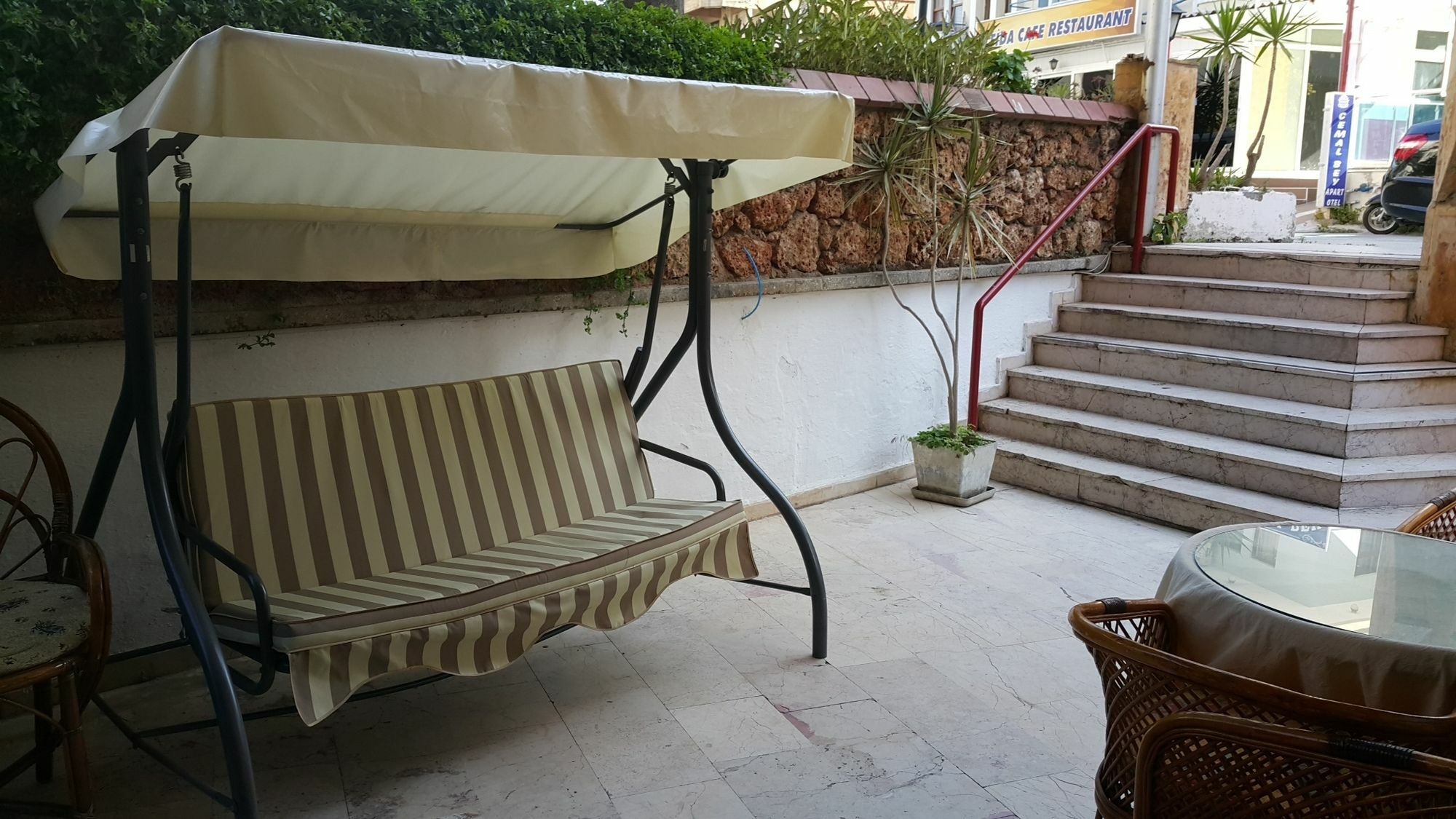 Midi Hotel Αλάνια Εξωτερικό φωτογραφία