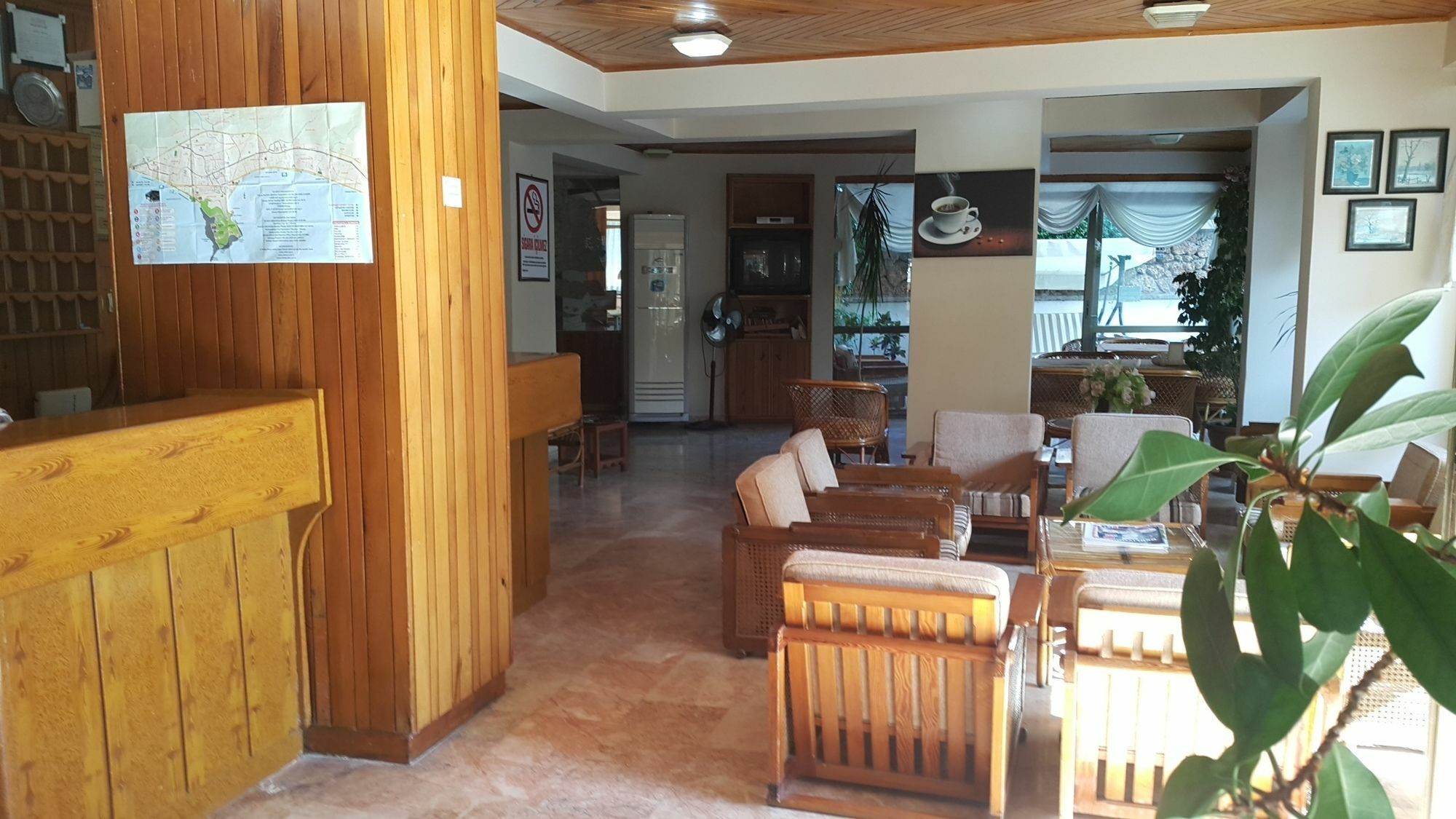 Midi Hotel Αλάνια Εξωτερικό φωτογραφία